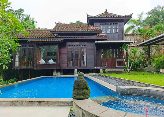 Malathi Wooden House With Pool View