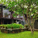 Malathi Wooden House With Pool View