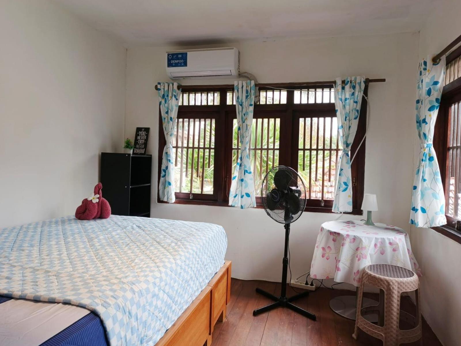 Malathi Wooden House With Pool View *